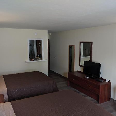 Western Inn And Suites Enid Exterior photo